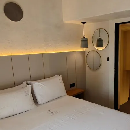 Celestial Luxury Nikíti